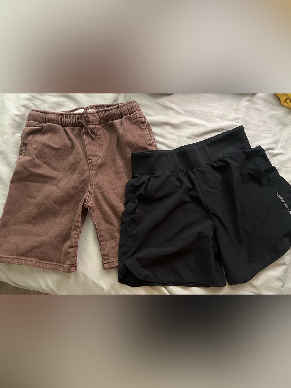 Boys Abercrombie kids black shorts & cotton on brown shorts bundle size 7/8